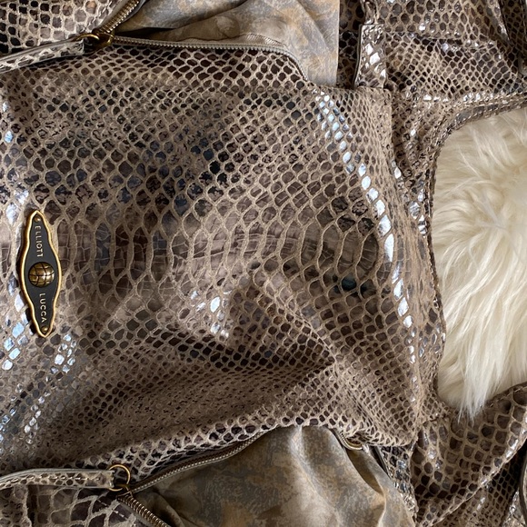 Elliott Lucca Handbag | Hobo Style | Snakeskin/Leather | EUC - Picture 10 of 16